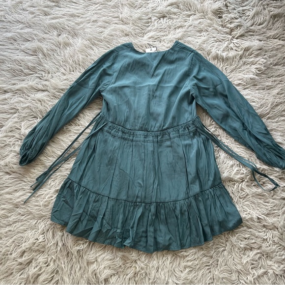 NWT Mustard Seed 'Faded Green' side tie v-neck long sleeve flowy dress sz S - Picture 3 of 8